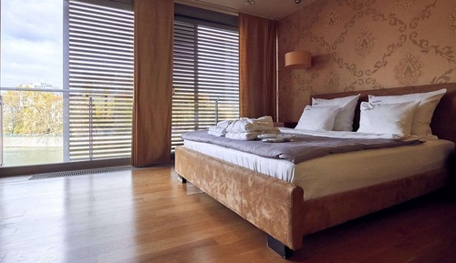 Suite Deluxe, 3 habitaciones, vistas al río