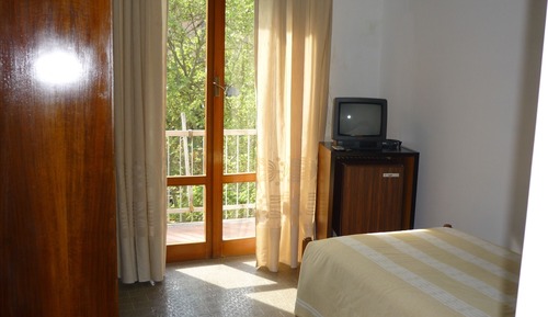 Basic Single Room
