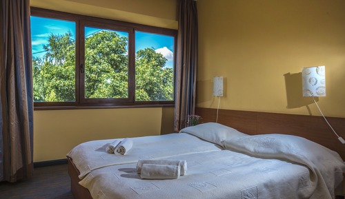 Apartamento estándar, varias camas, vistas a la ciudad