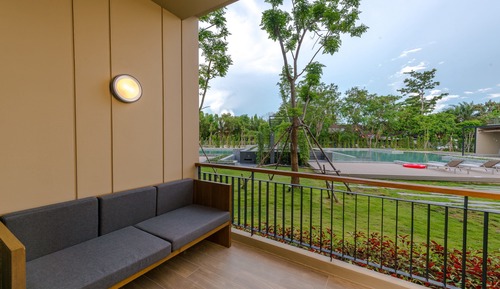 Grand Deluxe Room