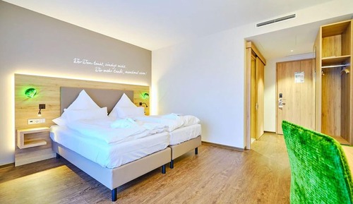 Habitación estándar doble, balcón