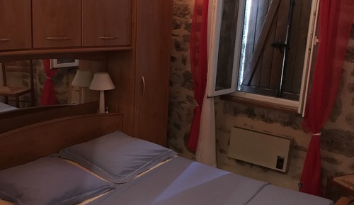 Habitación básica, vistas a la montaña