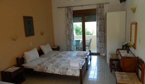 Estudio, planta baja (3 Adults)