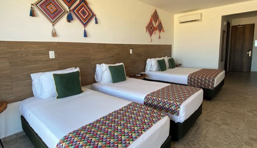 Habitación cuádruple estándar