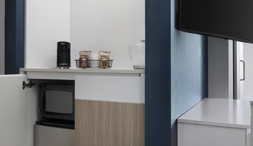 Suite, varias camas (Mobility/Hearing Accessible, Tub)