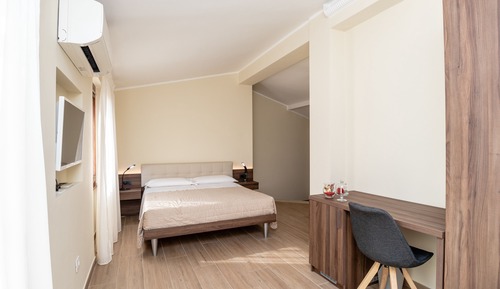 Habitación doble, 1 cama de matrimonio, vistas a la ciudad (Giulietta)