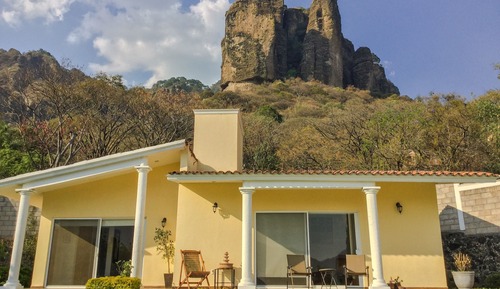 Deluxe Quadruple Room, Pool View