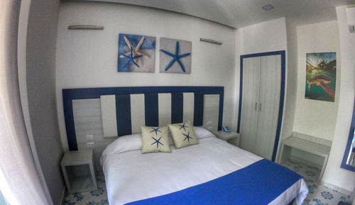 Habitación Confort con 1 cama doble o 2 individuales, 1 cama de matrimonio
