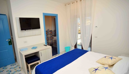 Habitación Confort con 1 cama doble o 2 individuales, 1 cama de matrimonio, vistas al jardín