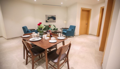 Apartamento familiar, 3 habitaciones, vistas a la montaña
