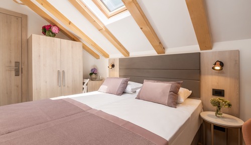 Habitación estándar doble, 1 cama de matrimonio, no fumadores