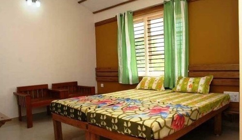 Habitación estándar, 1 cama doble, no fumadores, vistas al jardín