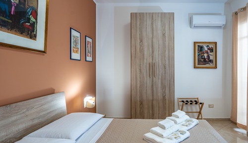 Habitación triple básica