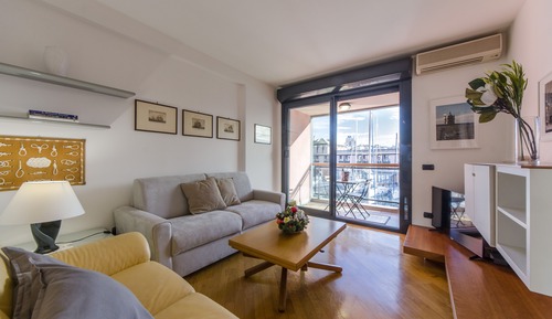 Apartamento, 1 habitación, balcón, vistas al puerto