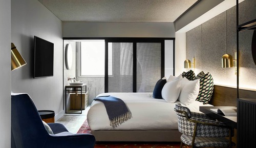 Suite, en esquina