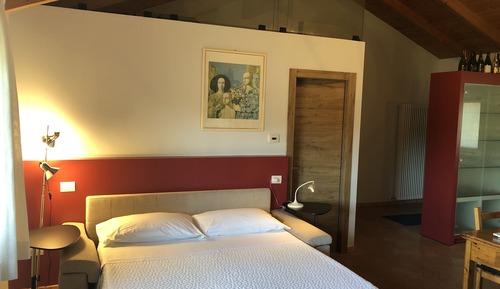 Estudio, vistas al jardín
