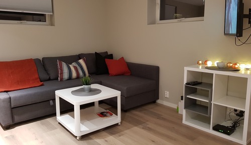 Estudio superior, 1 cama doble con sofá cama, no fumadores, vistas al jardín