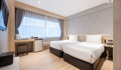Superior Twin Room
