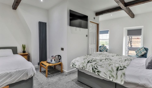 Habitación doble, sin vistas (Room 9)