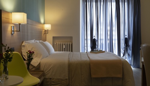 Habitación triple clásica, varias camas, vistas a la ciudad