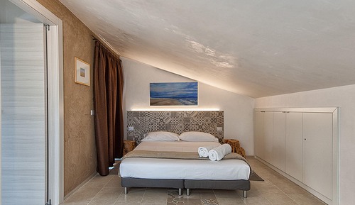Suite superior, terraza, vistas al mar