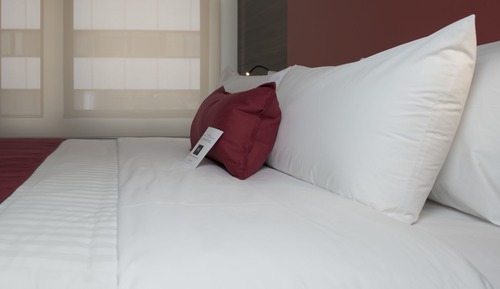 Suite 1 King Bed with Kitchenette