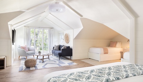 Suite estudio de lujo, varias camas (Upstairs with 1 King Bed& 2 Twin Beds)