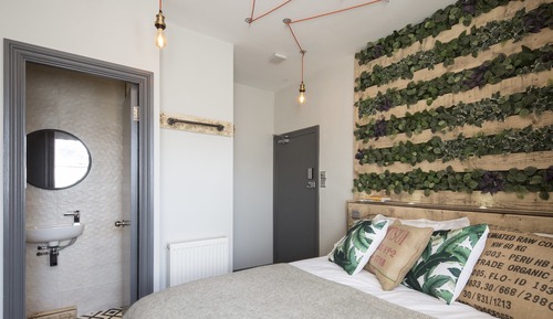 Habitación doble (room 8)