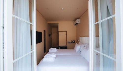 Habitación clásica con 2 camas individuales
