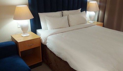 Habitación económica doble, 1 cama doble, no fumadores, vistas al jardín (#11)