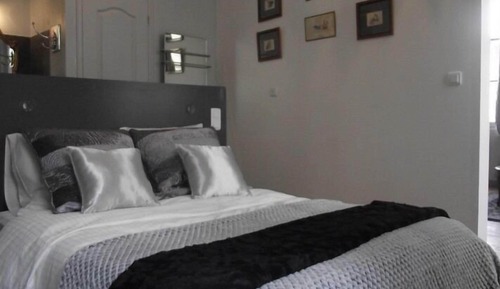 Apartamento Premium, baño privado, vistas a la ciudad (CHAMBORD)