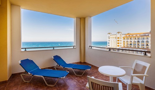 Habitación familiar, vistas al mar (2 Adults + 2 Children)