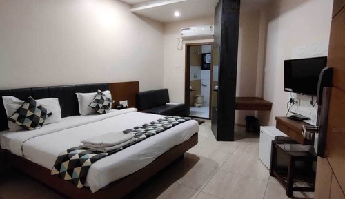 Habitación Confort, 1 cama doble, accesible para personas con discapacidad, vistas a la ciudad