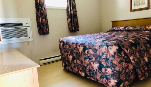 Apartamento de lujo, 1 cama de matrimonio con sofá cama, cocina, vistas al jardín