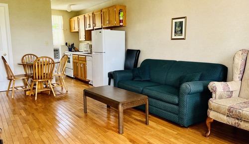 Apartamento de lujo, varias camas, cocina, vistas al jardín
