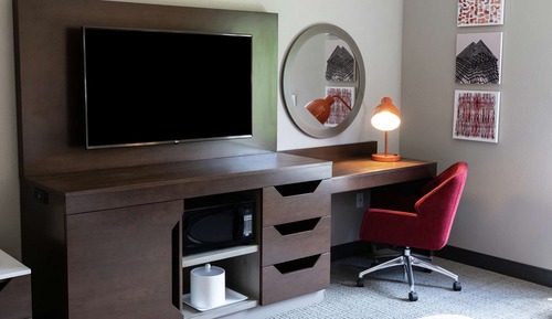 Habitación, 2 camas de matrimonio, frigorífico y microondas
