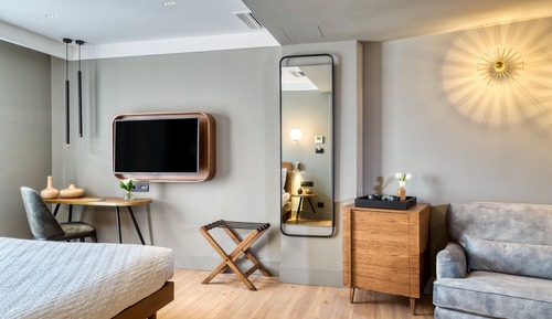 Homey Plus Suite with Balcony