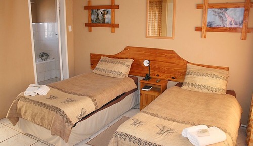 Habitación estándar con 2 camas individuales (4)