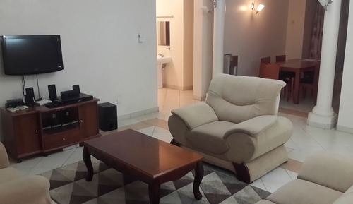 Apartamento familiar, 3 habitaciones, no fumadores, vistas a la piscina