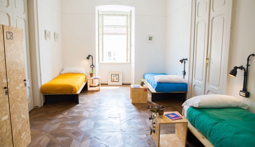 Dormitorio compartido, dormitorio mixto, baño compartido, vistas a la ciudad (3 pax)