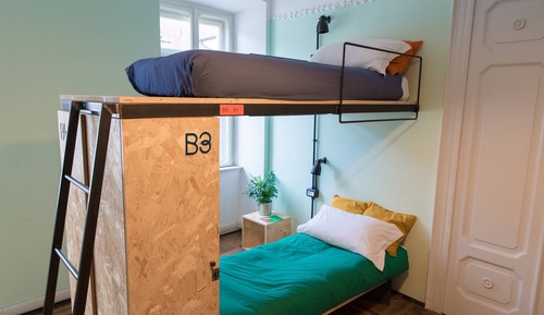 Dormitorio compartido, dormitorio mixto, baño compartido, vistas a la ciudad (4 pax)