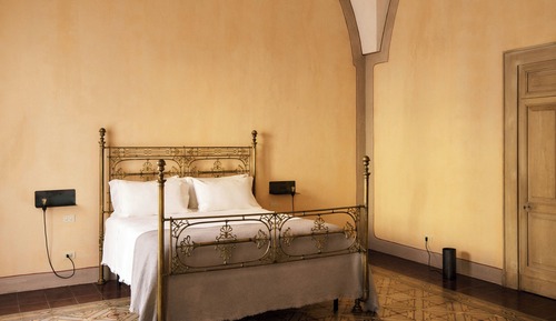 Deluxe Room, 1 King Bed (Royal Suite)