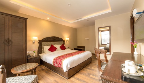 Habitación doble superior, 1 cama de matrimonio grande, balcón, vistas al jardín