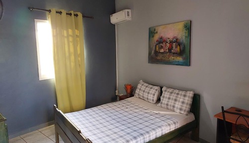 Habitación Confort doble, baño compartido