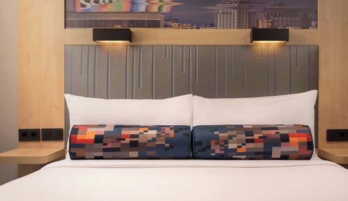 aloft, Habitación