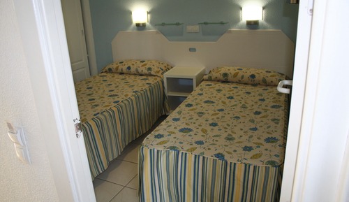 Apartamento, 1 habitación, balcón, vistas a la piscina