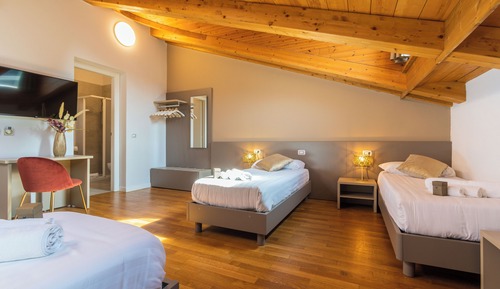 Habitación triple Premium (Room 10) (Room 11)
