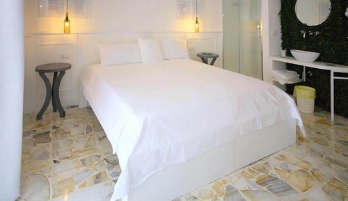 Habitación Deluxe doble (Baudelaire)