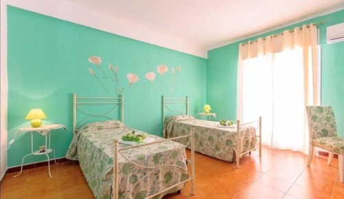 Habitación triple Confort, varias camas, no fumadores