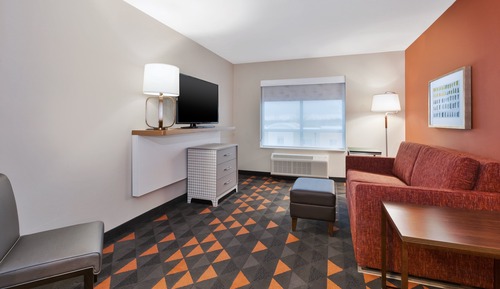 Suite, 1 habitación, accesible para personas con discapacidad (Communications, Accessible Tub)